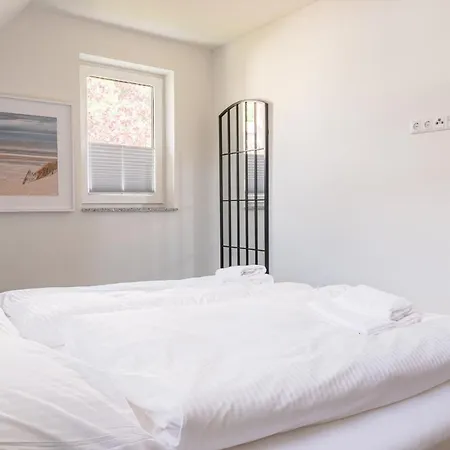 Parkblick Parkblick 1 Holiday home Born